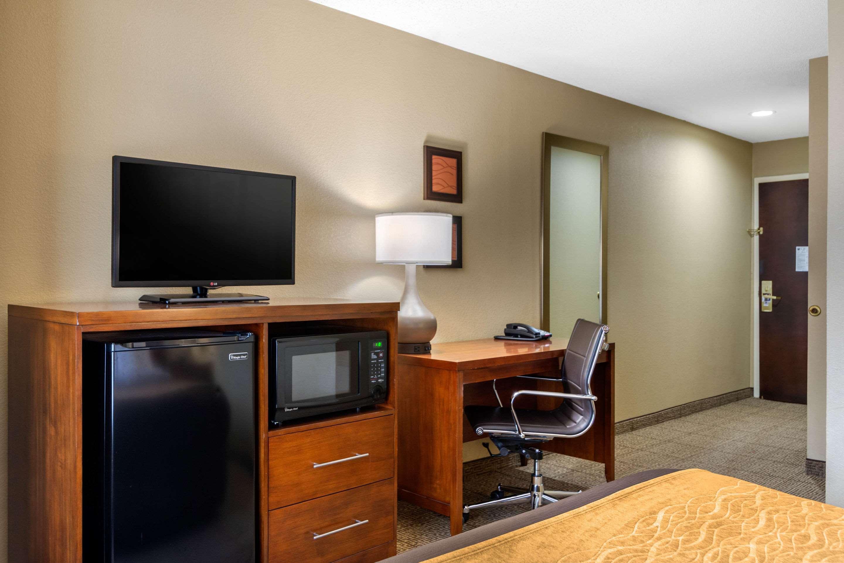 Comfort Inn & Suites Peachtree Corners Norcross Extérieur photo