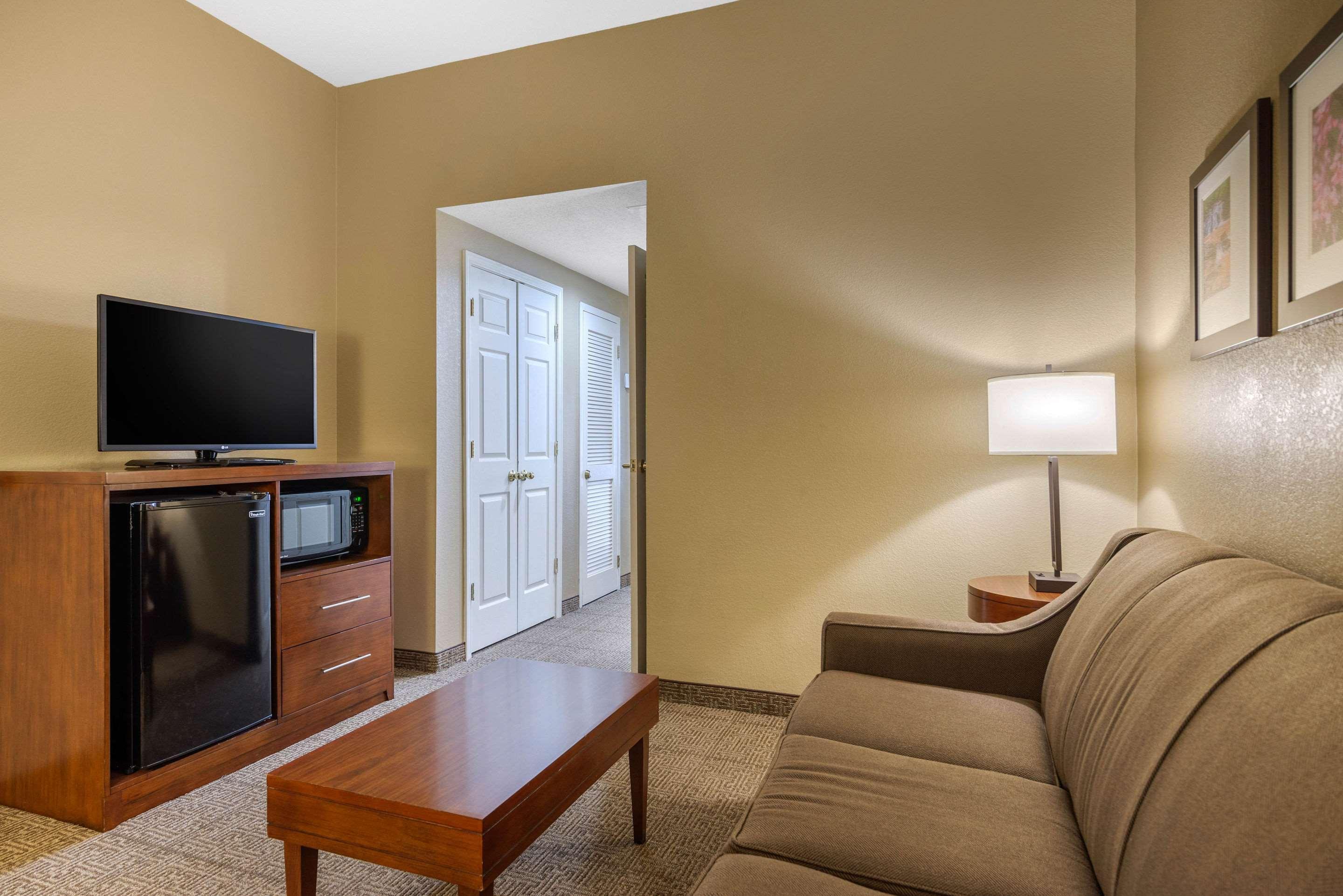 Comfort Inn & Suites Peachtree Corners Norcross Extérieur photo