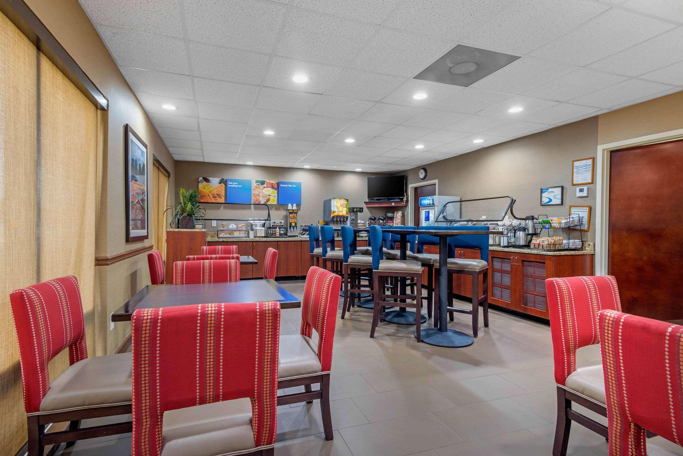 Comfort Inn & Suites Peachtree Corners Norcross Extérieur photo